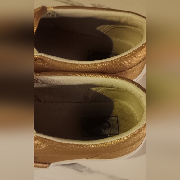 Vans Classic Slip On Metallic Rose Gold Skate Sneakers Size 5 - Picture 2 of 7